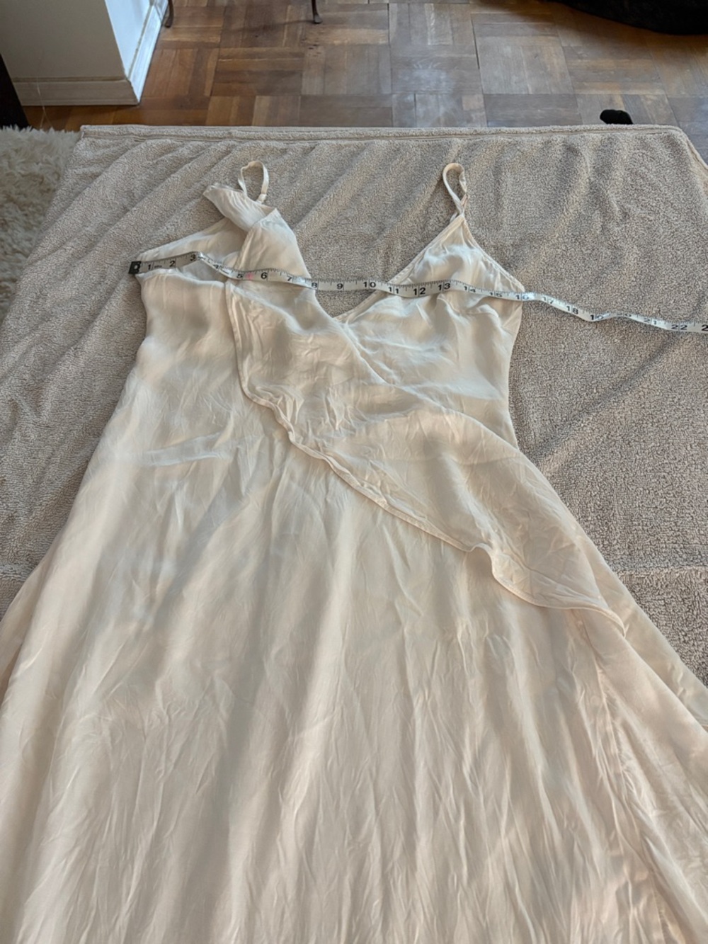 LPA beautiful silky feeling slip dress w/ adjustable straps & slit up the back. - Picture 6 of 9